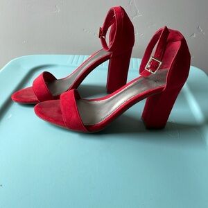 Worthington red women’s size 7 chunky straps heel suede
